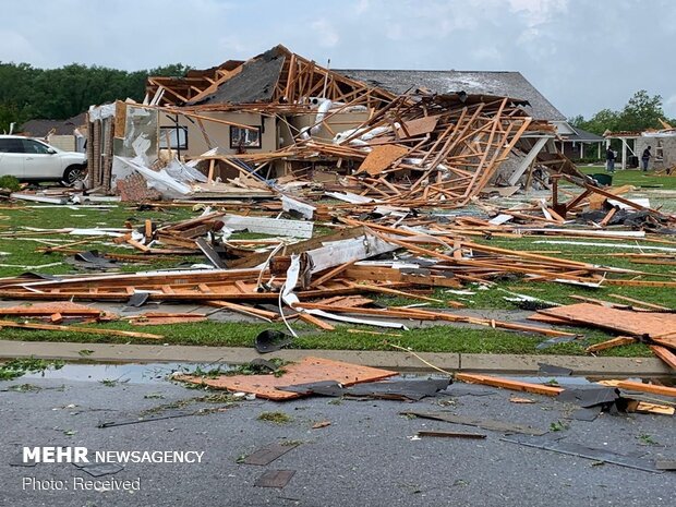 امریکہ میں  طوفانی بگولوں کے نتیجے میں 33 افراد ہلاک/ بڑے پیمانے پر تباہی