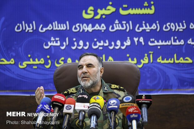ایران کی بری فوج کے سربراہ کا پریس کانفرنس سے خطاب