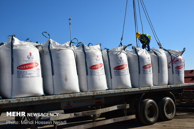 Goods loading, unloading in Astara port
