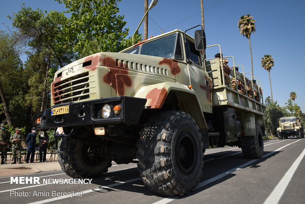 Iranian Army’s parades in provinces