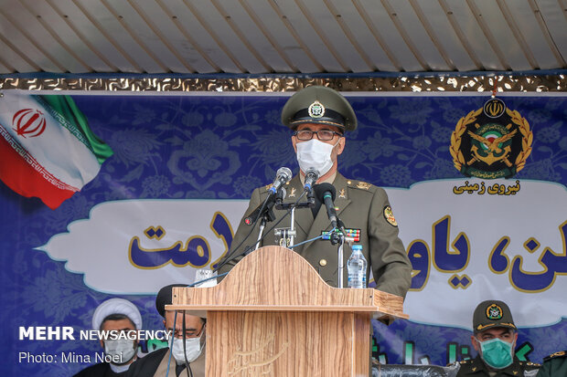 «رژه خدمت» نیروهای ارتش در تبریز