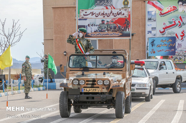 Iranian Army’s parades in provinces