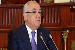 Azerbaycan Başbakanı Esadov, Rus mevkidaşı ile görüştü