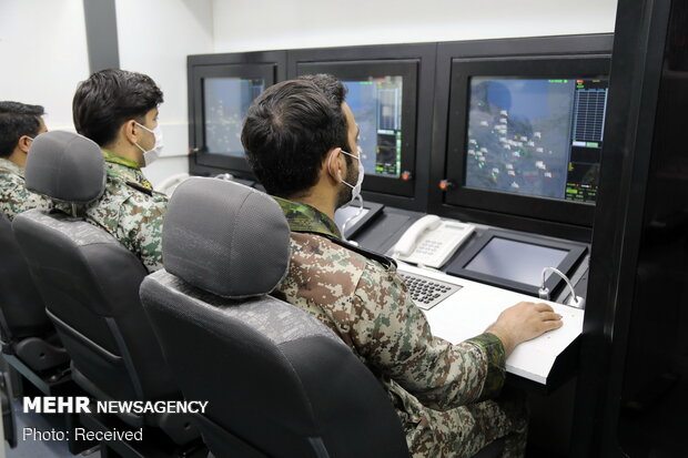 Unveiling ceremony of 2 Iranian radar systems