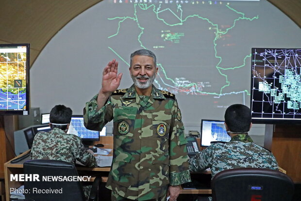 Unveiling ceremony of 2 Iranian radar systems