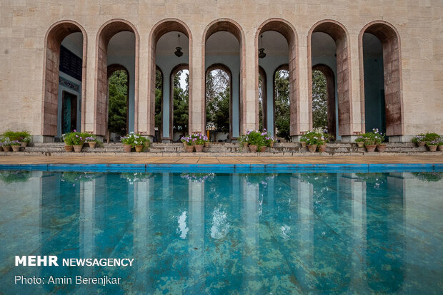 Empty mausoleum of Saadi Shiraz amid COVID-19 pandemic 