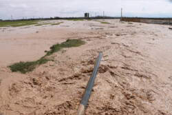 آبگرفتگی معابر روستای فداغ / پل یک روستا خراب شد