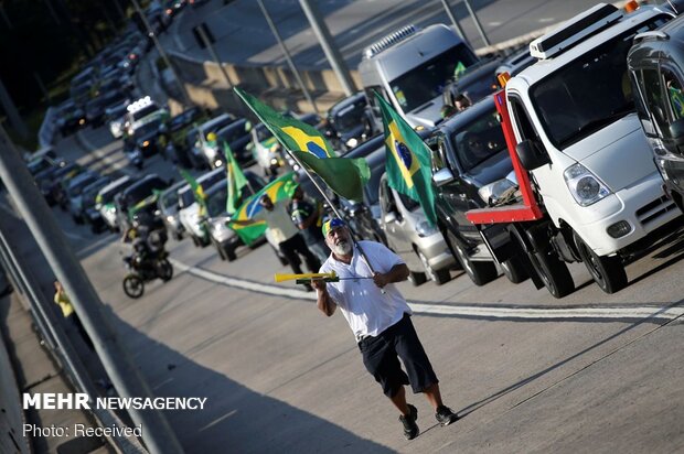همراهی رئیس جمهور برزیل با اعتراضات علیه قرنطینه