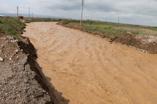 تخریب برخی از خانه ها در محی آباد/ جاری شدن رودخانه خشک - خبرگزاری مهر |  اخبار ایران و جهان | Mehr News Agency