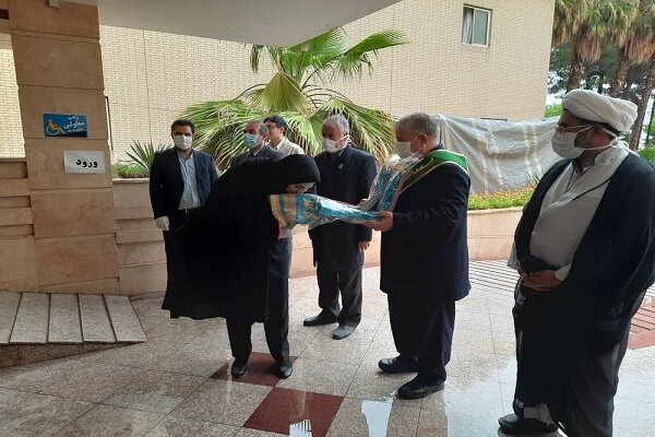 بسته‌های تبرکی مسجدمقدس جمکران در رفسنجان توزیع شد