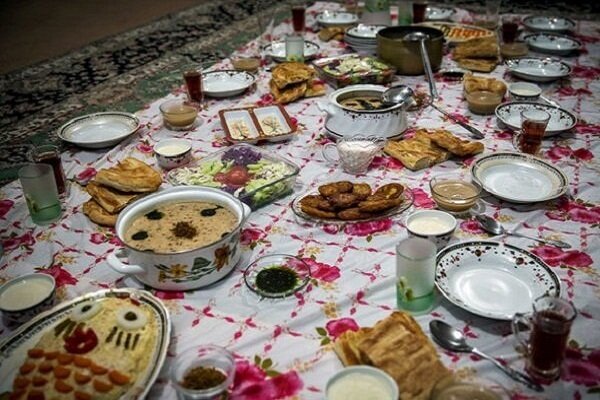 وعده شام در ماه رمضان چگونه باشد/پرهیز از نوشیدنی های گازدار