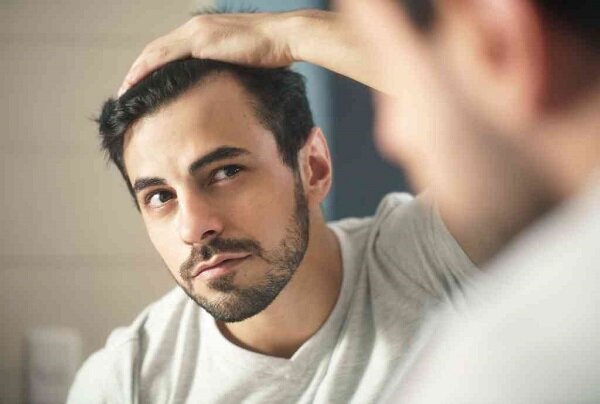 چطور می‌توان ریزش مو را درمان کرد؟