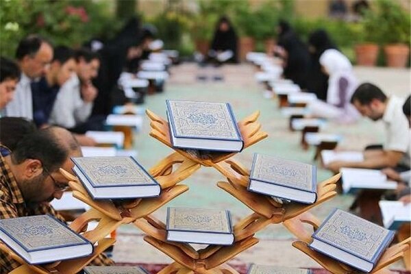 اولین محفل قرآنی کتابخانه‌های عمومی در اردبیل برگزار شد