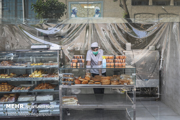 Life goes on in Tehran amid coronavirus pandemic