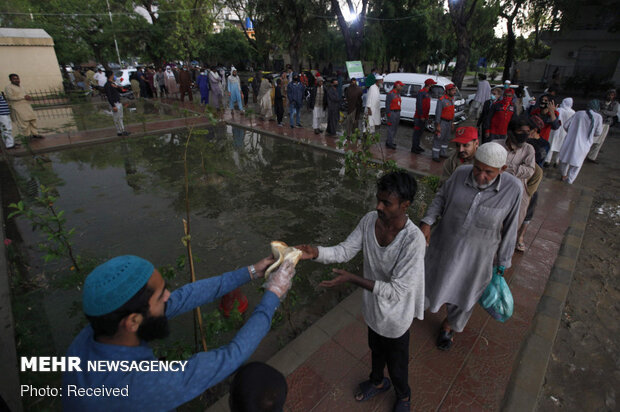 سفره‌های افطار در کشورهای مسلمان