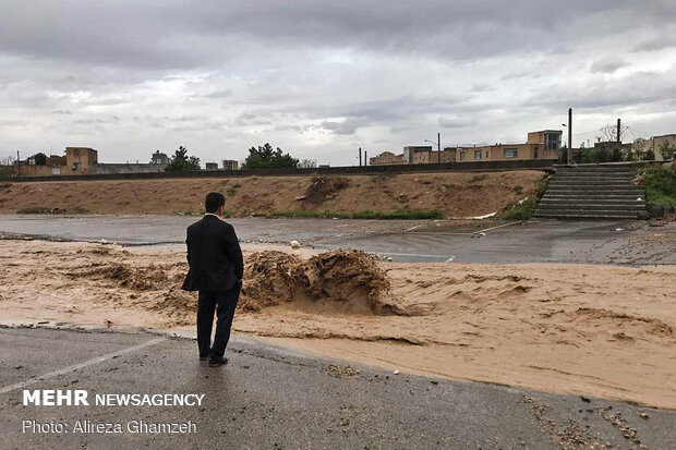 Heavy hurricane, rainfall in Semnan
