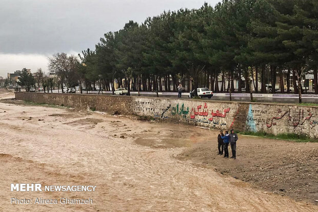 Heavy hurricane, rainfall in Semnan
