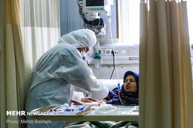 Tireless staff of Kamkar Hospital in Qom 