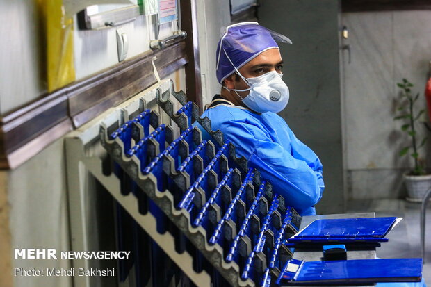 Tireless staff of Kamkar Hospital in Qom 