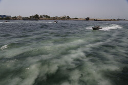 Title of ‘Persian Gulf’ confirmed in various docs.: Kadkhodaei
