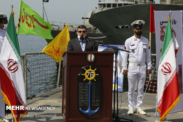 Iran's flag hoisted atop frigate Jamaran in Bandar Abbas