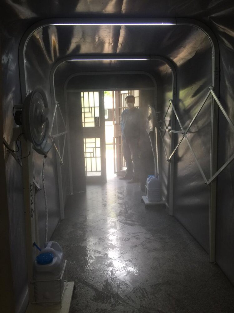 ساخت تونل ضدعفونی کننده در یک شرکت دانش بنیان/ مه پاشی که خیس نمی کند