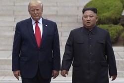 Kim Jong-un'dan Trump'a geçmiş olsun mesajı