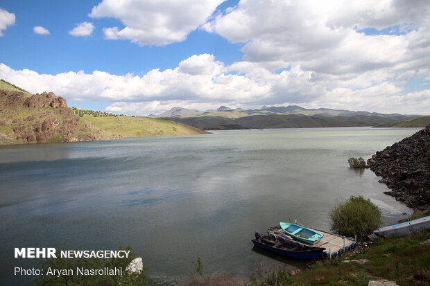 İran'ın Kürdistan eyaletinin en büyük barajından kareler