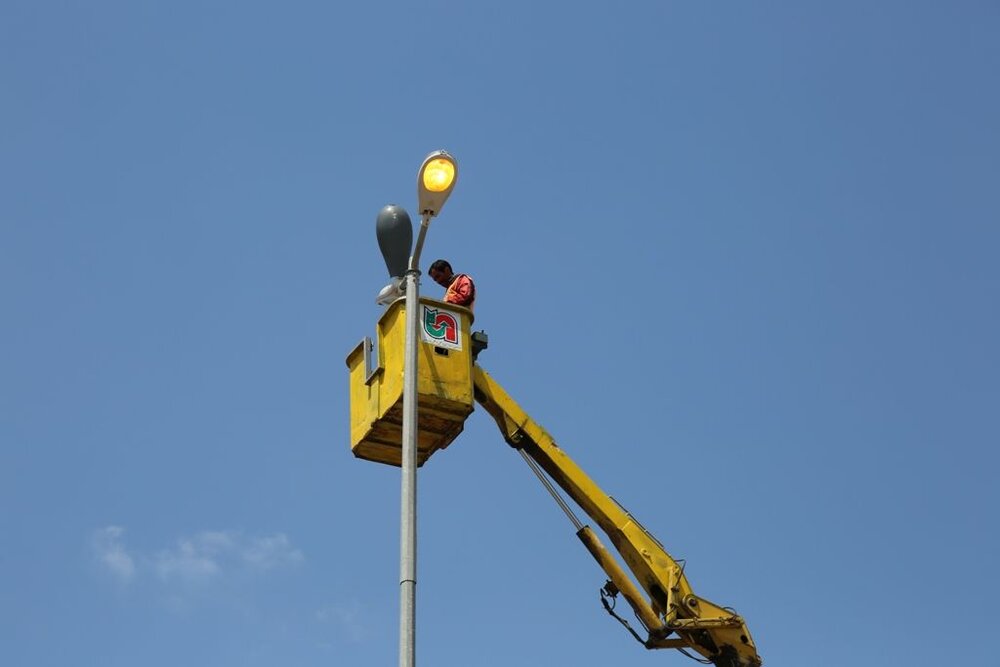 نگهداری ۱۸۵ کیلومتر سیستم روشنایی در جاده‌های اردبیل