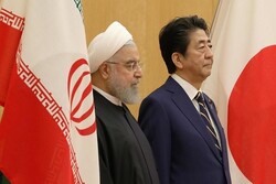 ايران واليابان تؤكدان على ضرورة التعاون لمكافحة كورونا