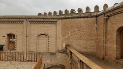 خسارت زلزله به بناهای تاریخی لرستان/ ترک‌های «فلک الافلاک» عمیق‌تر شد