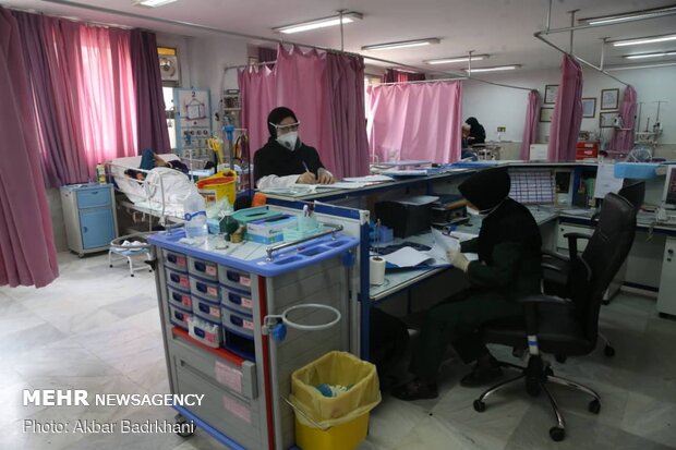 Iranian midwives supporting pregnant women, new-born babies during pandemic