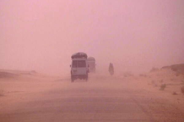 VIDEO: Sandstorm in Niger's capital turns sky red 
