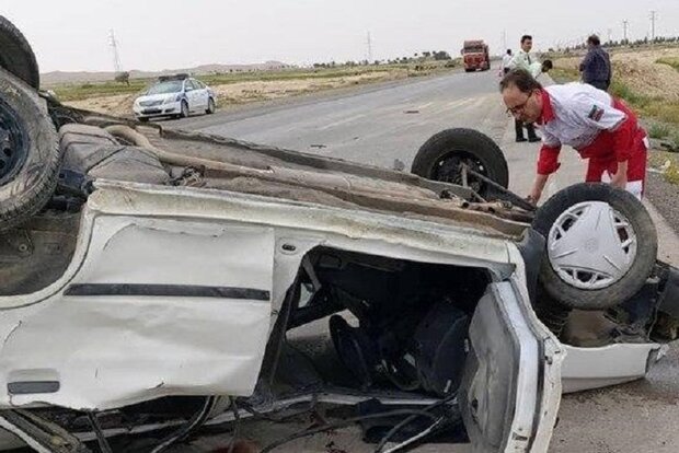 یک کشته در حادثه واژگونی سواری پراید در اتوبان ساوه – تهران 