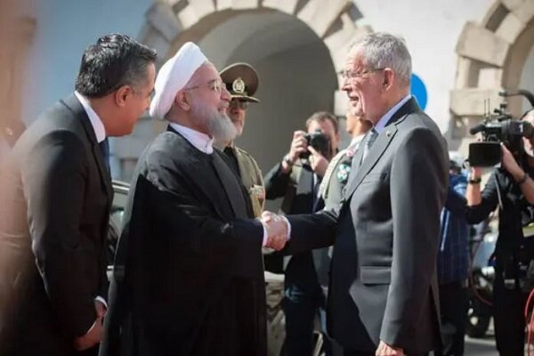 Rouhani urges EU to pressure Israeli regime, not allow further attacks on Syria