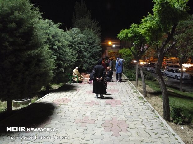 حضور مردم در خیابان ها پس از زلزله تهران
