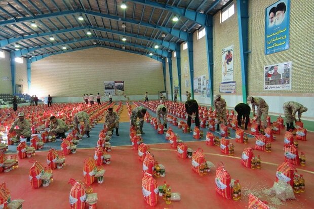 ۴۵۰۰ بسته کمک معیشتی در زنجان توزیع می شود 