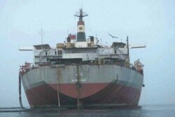 سعودی با ربایش کشتی‌های حامل سوخت یمن دزدی دریایی می‌کند