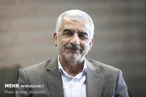 گفت و گو با اسماعیل اسفندیاری پور
