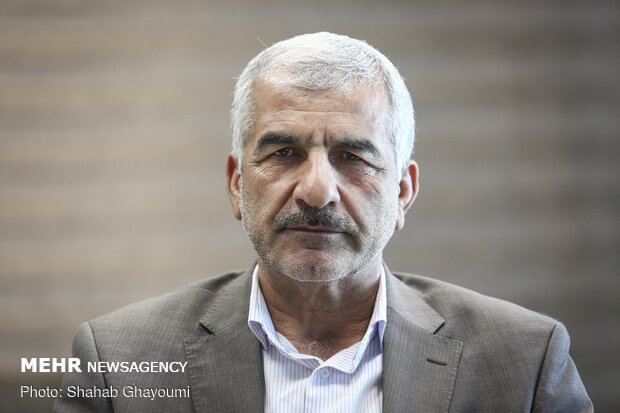 گفت و گو با اسماعیل اسفندیاری پور