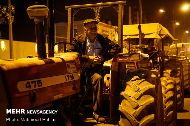 اکران فیلم خروج برای کشاورزان پیشوا