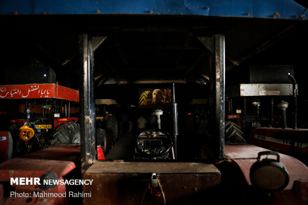 اکران فیلم خروج برای کشاورزان پیشوا