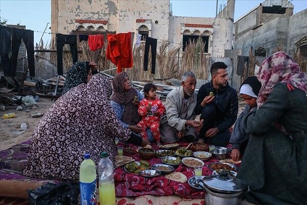 فلسطینی‌ها رمضان را با طعم آوارگی سپری می‌کنند