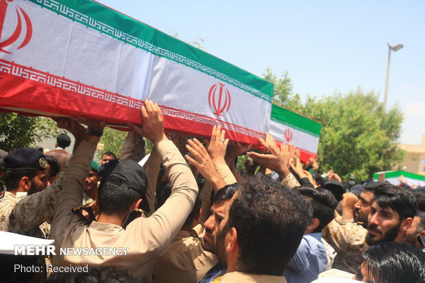 Funeral processions of 19 martyrs of Iranian Navy in SE Iran
