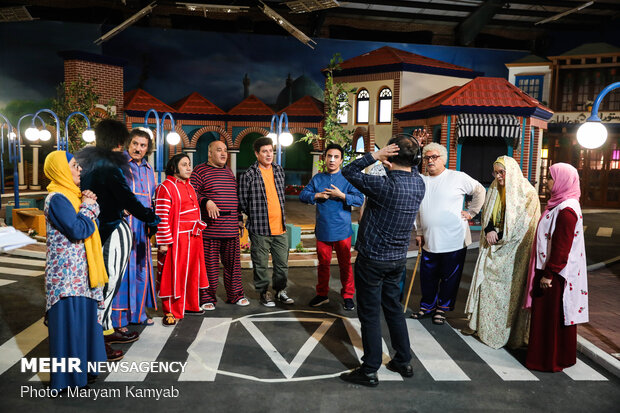 پشت صحنه برنامه بچه محل عمو پورنگ