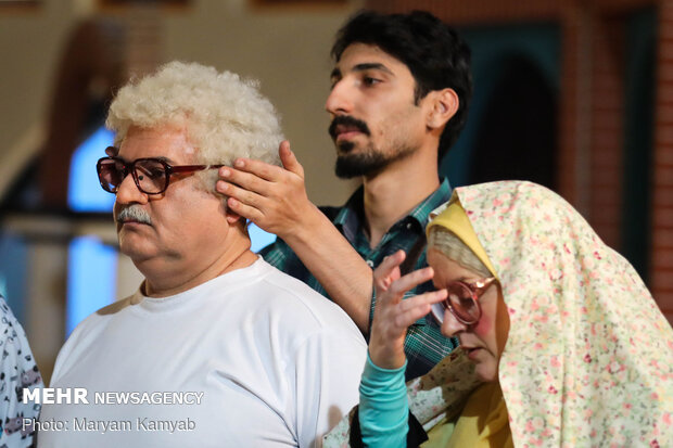 پشت صحنه برنامه بچه محل عمو پورنگ