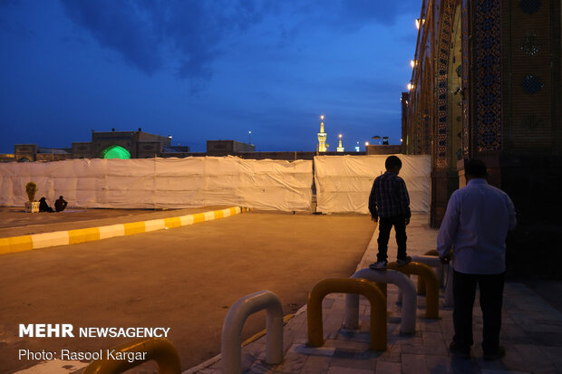 Nights of fasting month of Ramadan behind Imam Reza [PBUH] holy shrine