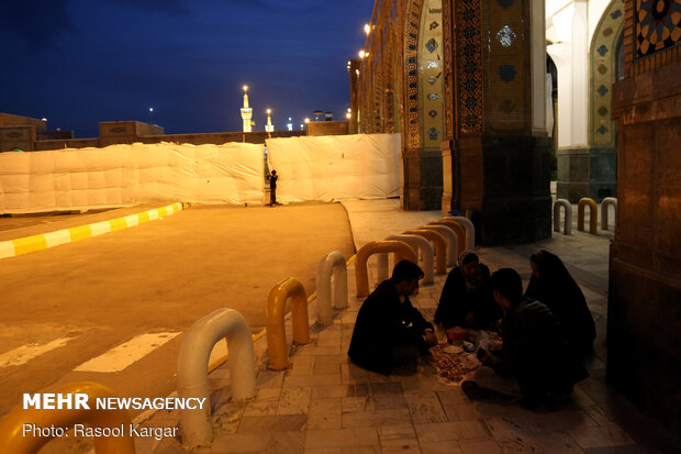 Nights of fasting month of Ramadan behind Imam Reza [PBUH] holy shrine