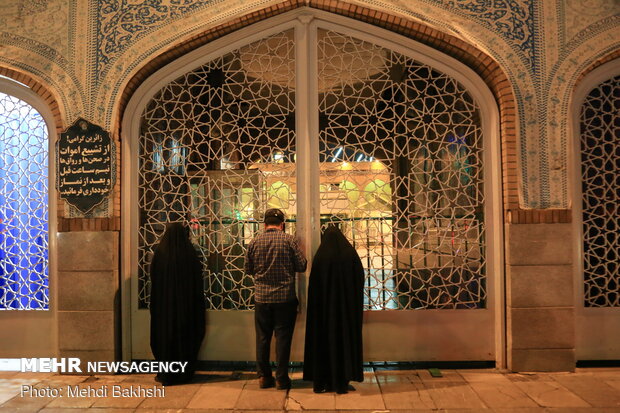 Fast-breaking moments at Hazrat Masoumeh holy shrine in Qom