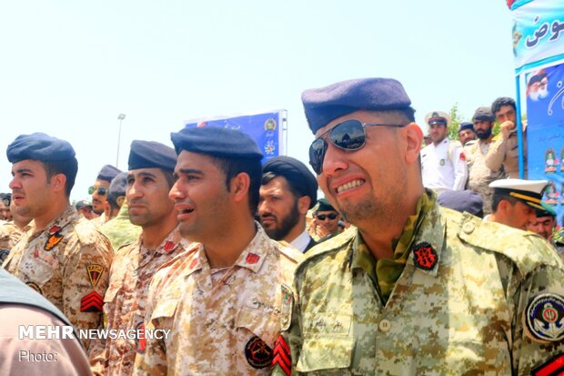 تشییع پیکر مطهر شهدای ناوچه کنارک